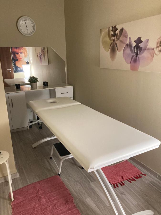 Libra Hotel Veresegyház 외부 사진